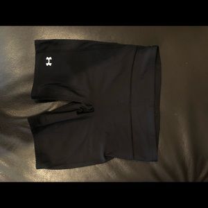 Under Armour bike shorts
